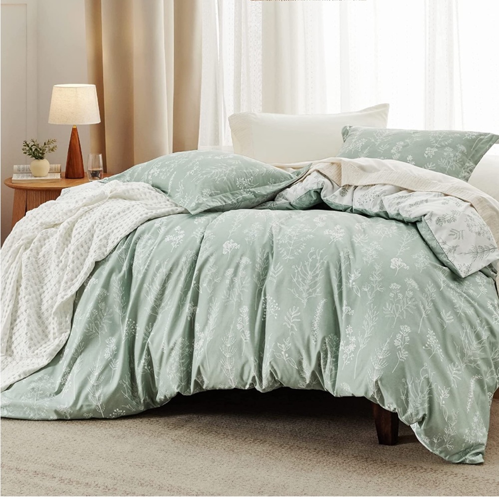 BEDSURE Twin Comforter - Sage Green Reversible Floral Design